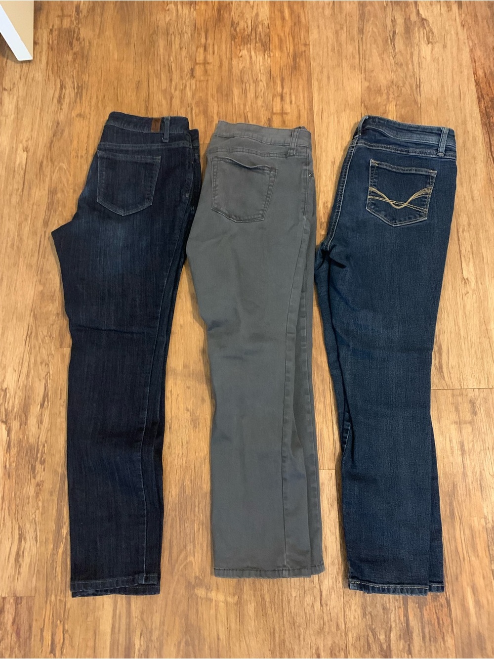 3 pair women’s size 10 petite jeans